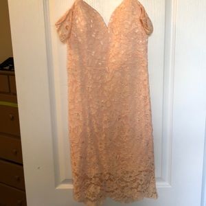 Peach lace dress: never worn